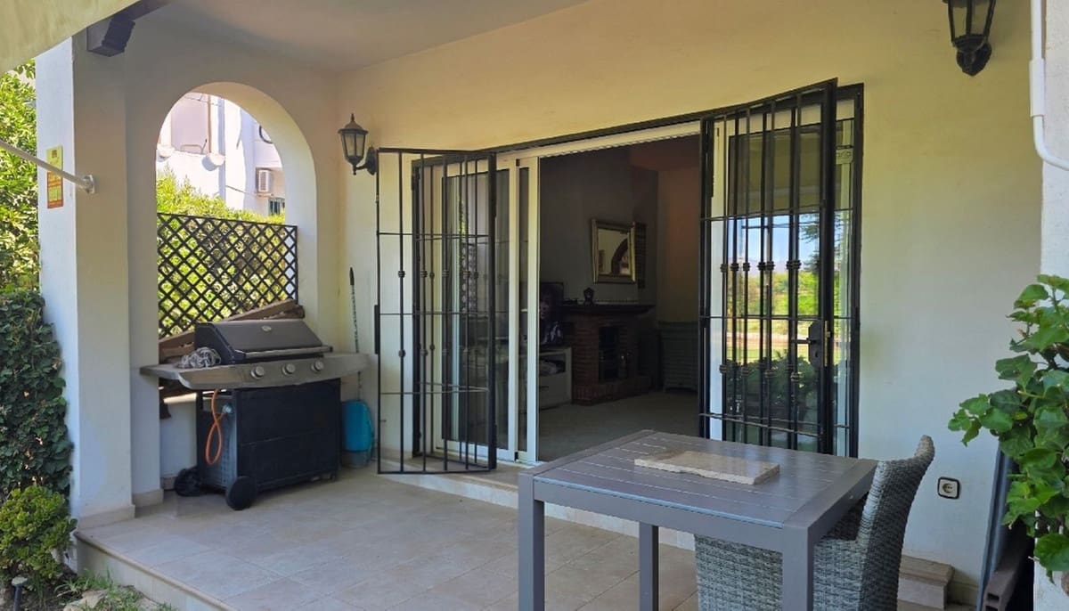 2 sovrum Hus till salu i Mijas Golf med pool garage - 360 000 € (Ref: 9998480)