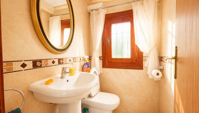 2 bedroom Townhouse for sale in Mijas Golf, Mijas with pool garage - € 360,000 (Ref: 9998480)