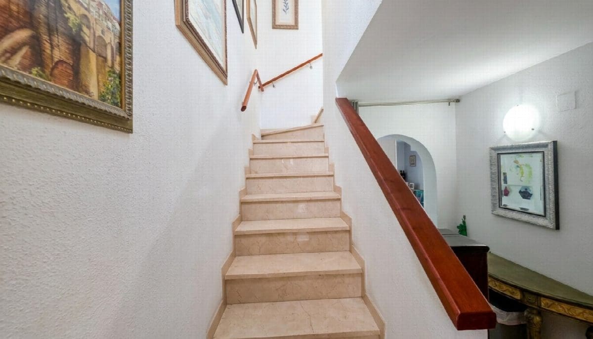 2 bedroom Townhouse for sale in Mijas Golf with pool - € 370,000 (Ref: 9998480)