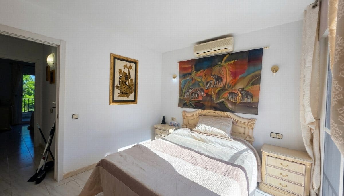 2 bedroom Townhouse for sale in Mijas Golf with pool - € 370,000 (Ref: 9998480)