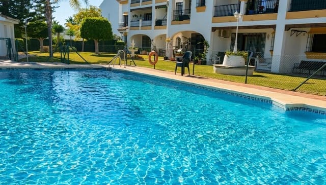 2 soverom Hus til salgs i Mijas Golf, Mijas med svømmebasseng - € 370 000 (Ref: 9998480)