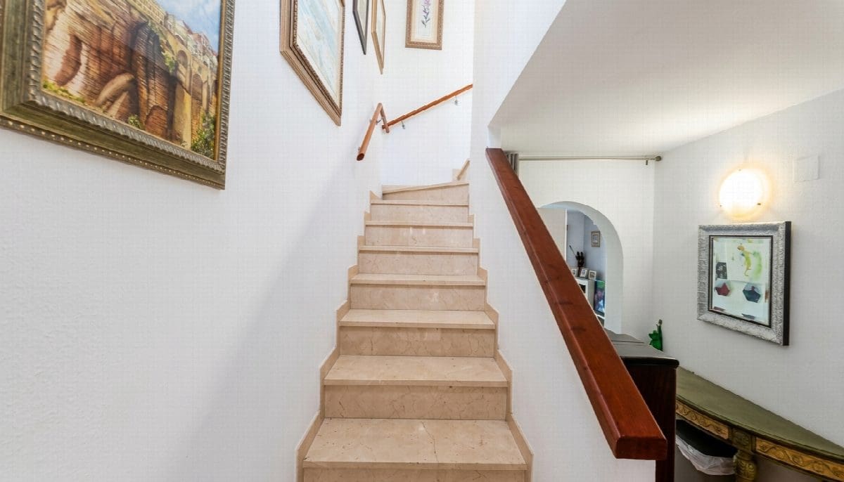 2 bedroom Townhouse for sale in Mijas Golf with pool - € 370,000 (Ref: 9998480)