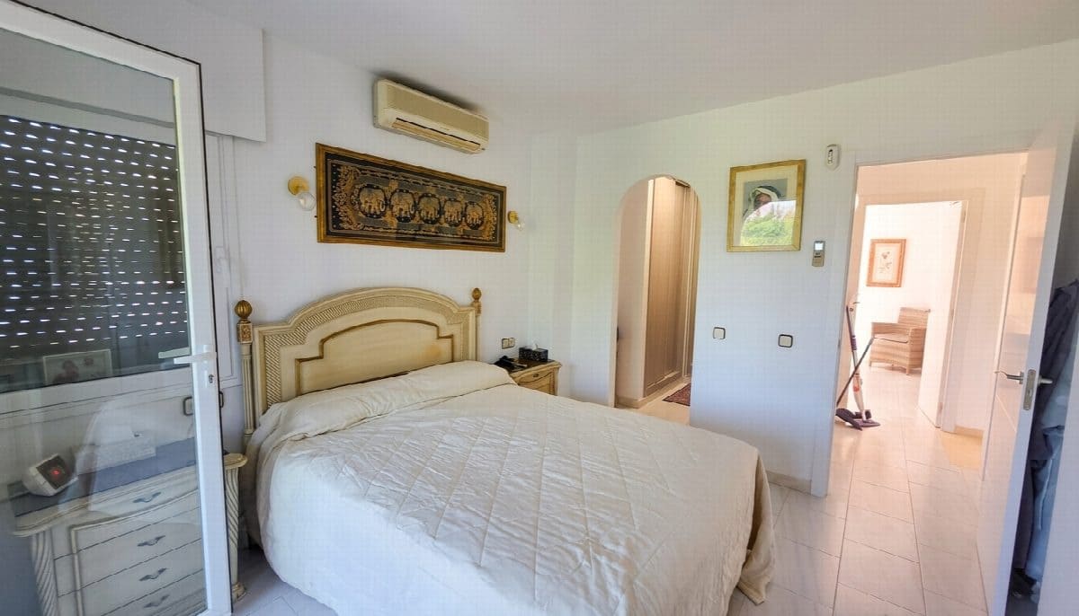 2 bedroom Townhouse for sale in Mijas Golf with pool - € 370,000 (Ref: 9998480)