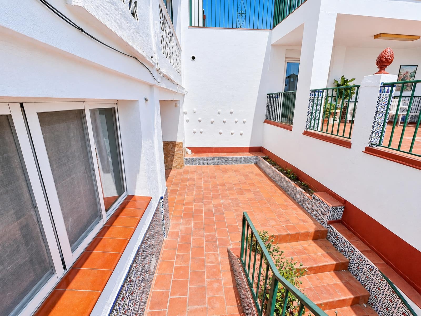2 bedroom Townhouse for sale in Mijas - € 255,000 (Ref: 10002506)