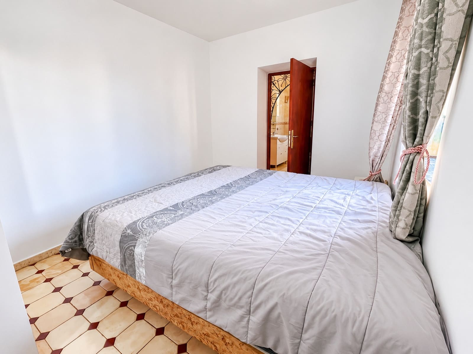 2 bedroom Townhouse for sale in Mijas - € 255,000 (Ref: 10002506)