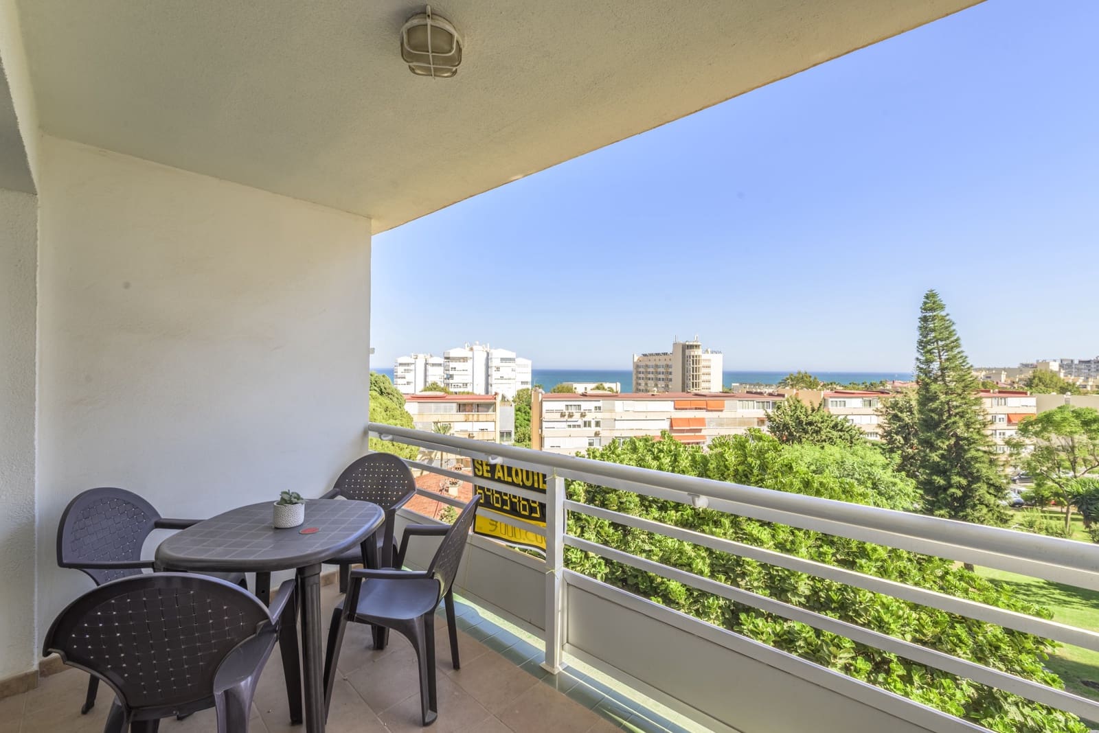 1 soverom Leilighet til salgs i Torremolinos med garasje - € 295 000 (Ref: 10002508)