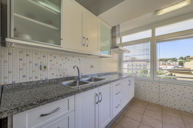 1 sypialnia Apartament na sprzedaż w Torremolinos z garażem - 295 000 € (Ref: 10002508)