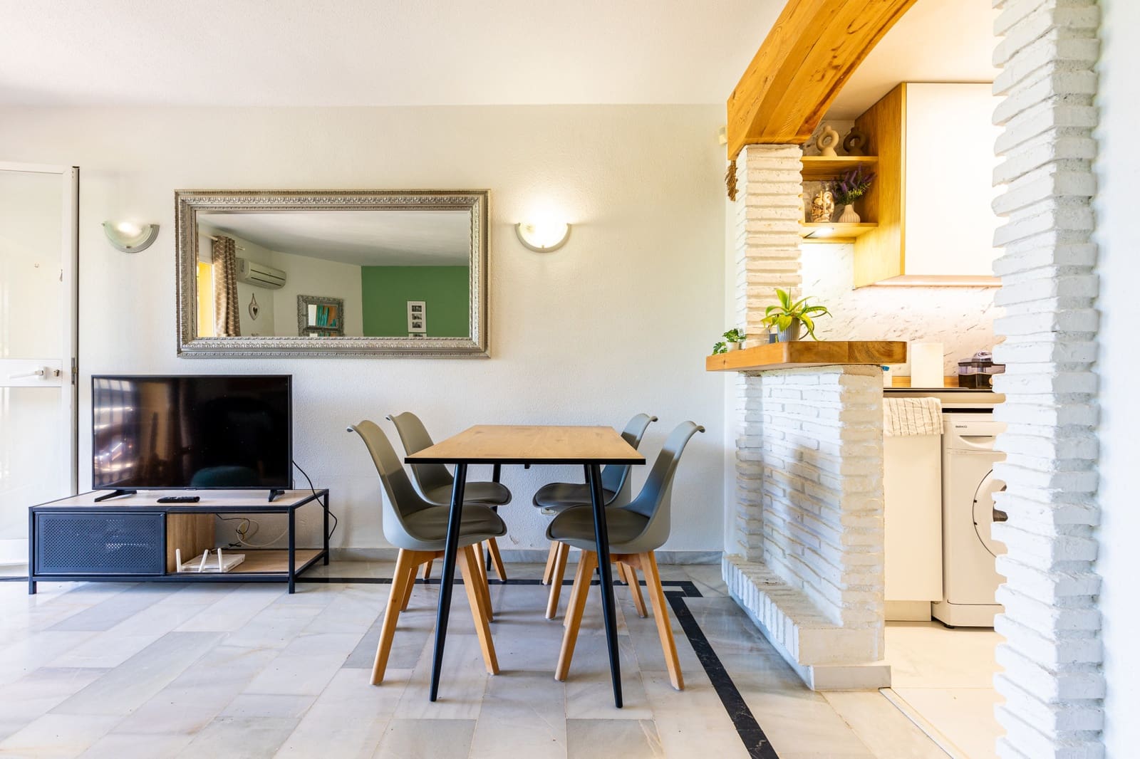 2 sypialnia Apartament na sprzedaż w Calahonda z basenem - 298 000 € (Ref: 10004928)