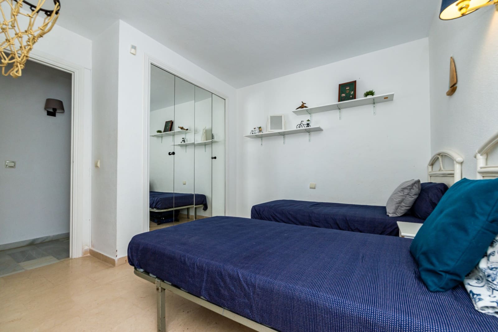 2 sypialnia Apartament na sprzedaż w Calahonda z basenem - 298 000 € (Ref: 10004928)