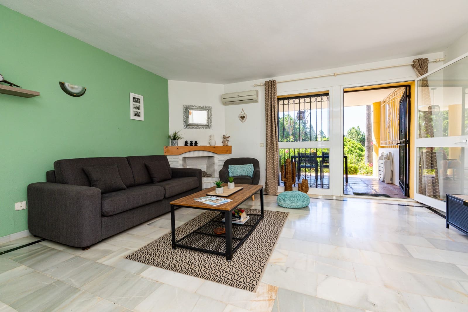 2 sypialnia Apartament na sprzedaż w Calahonda z basenem - 298 000 € (Ref: 10004928)