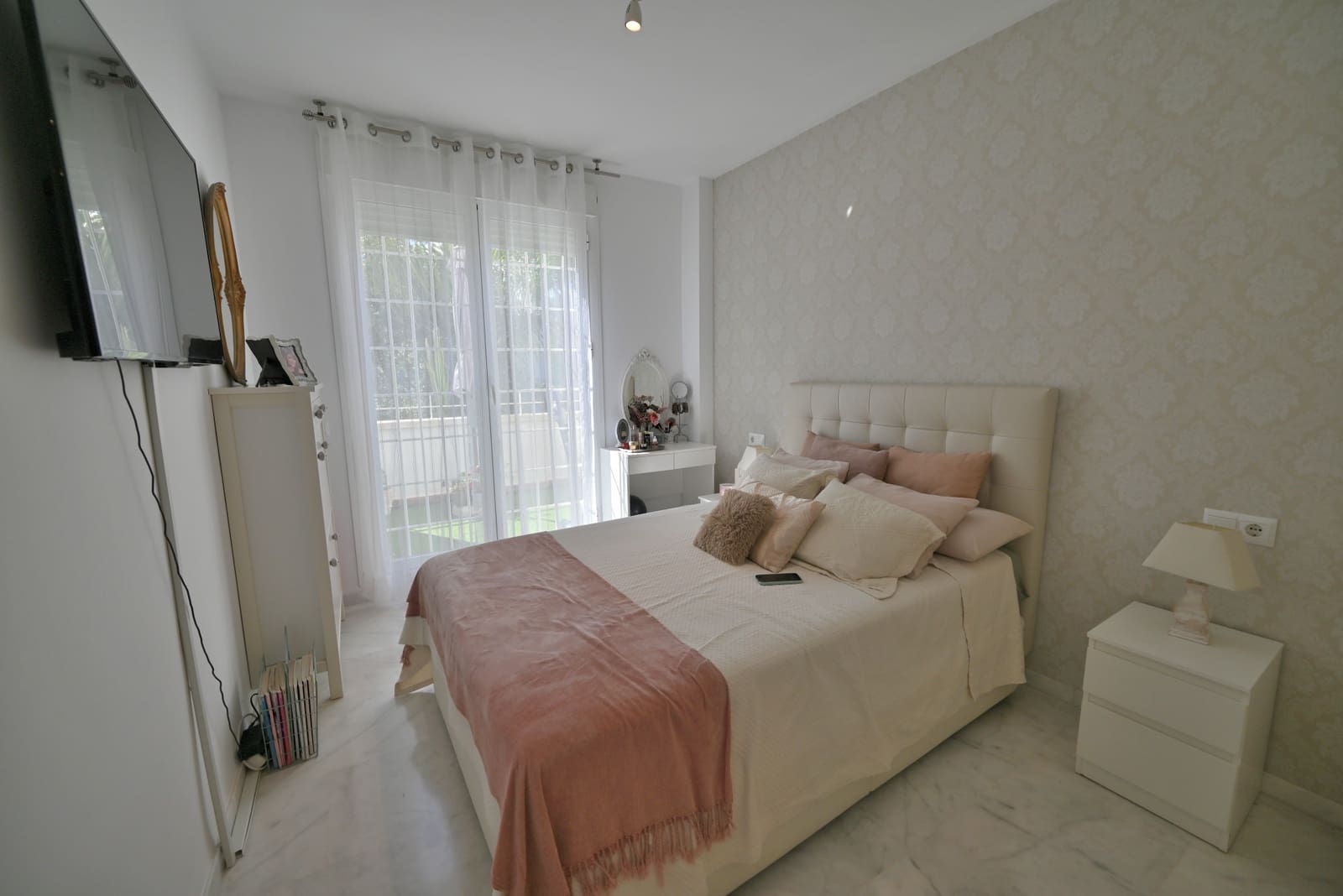 2 sypialnia Apartament na sprzedaż w Torrequebrada z basenem garażem - 515 000 € (Ref: 10012725)