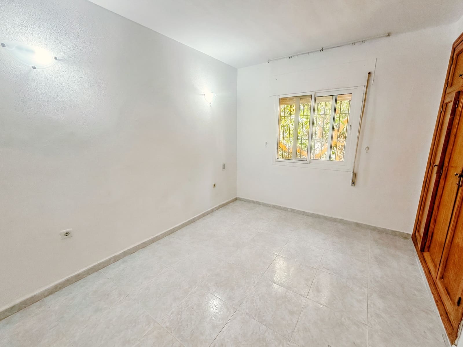 4 soverom Villa til salgs i Benalmadena med garasje - € 636 500 (Ref: 10016963)