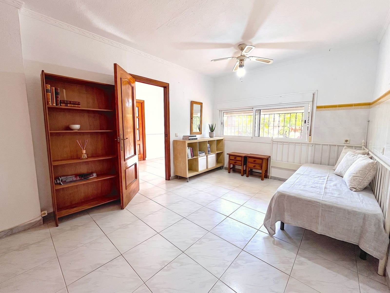 4 soverom Villa til salgs i Benalmadena med garasje - € 636 500 (Ref: 10016963)