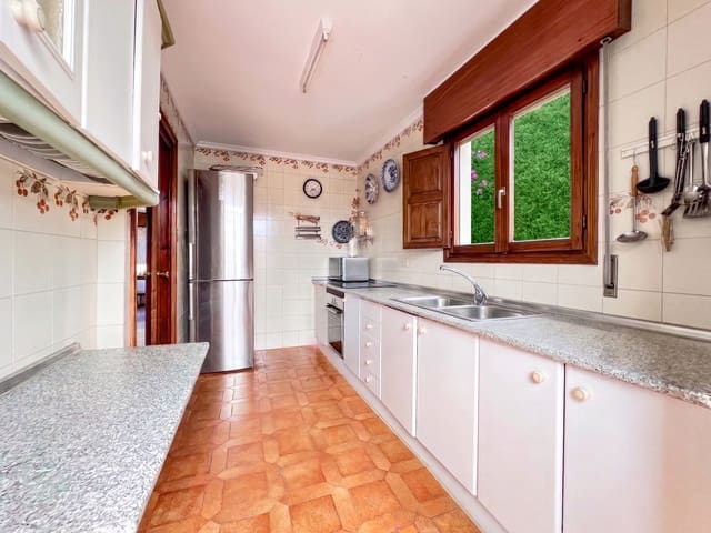 3 makuuhuone Huvila myytävänä paikassa La Capellania, Benalmádena mukana uima-altaan 
autotalli - 869 600 € (Ref: 10020010)