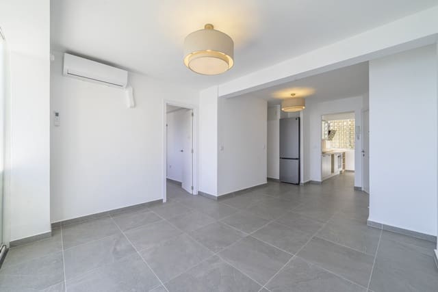3 sypialnia Apartament na sprzedaż w Calahonda, Mijas z basenem garażem - 349 000 € (Ref: 10020011)