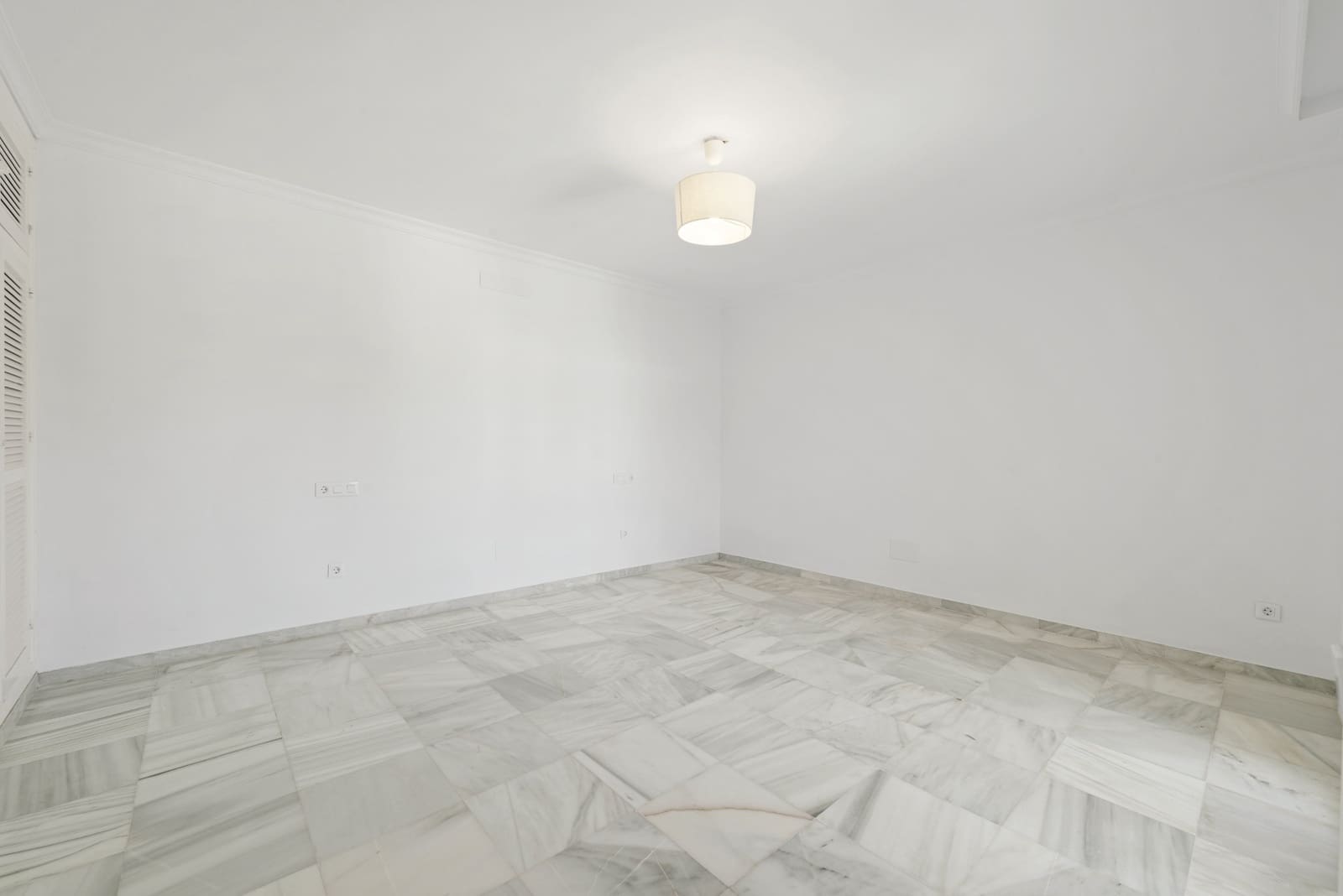 7 sovrum Villa till salu i Mijas Costa med pool garage - 1 650 000 € (Ref: 10021847)