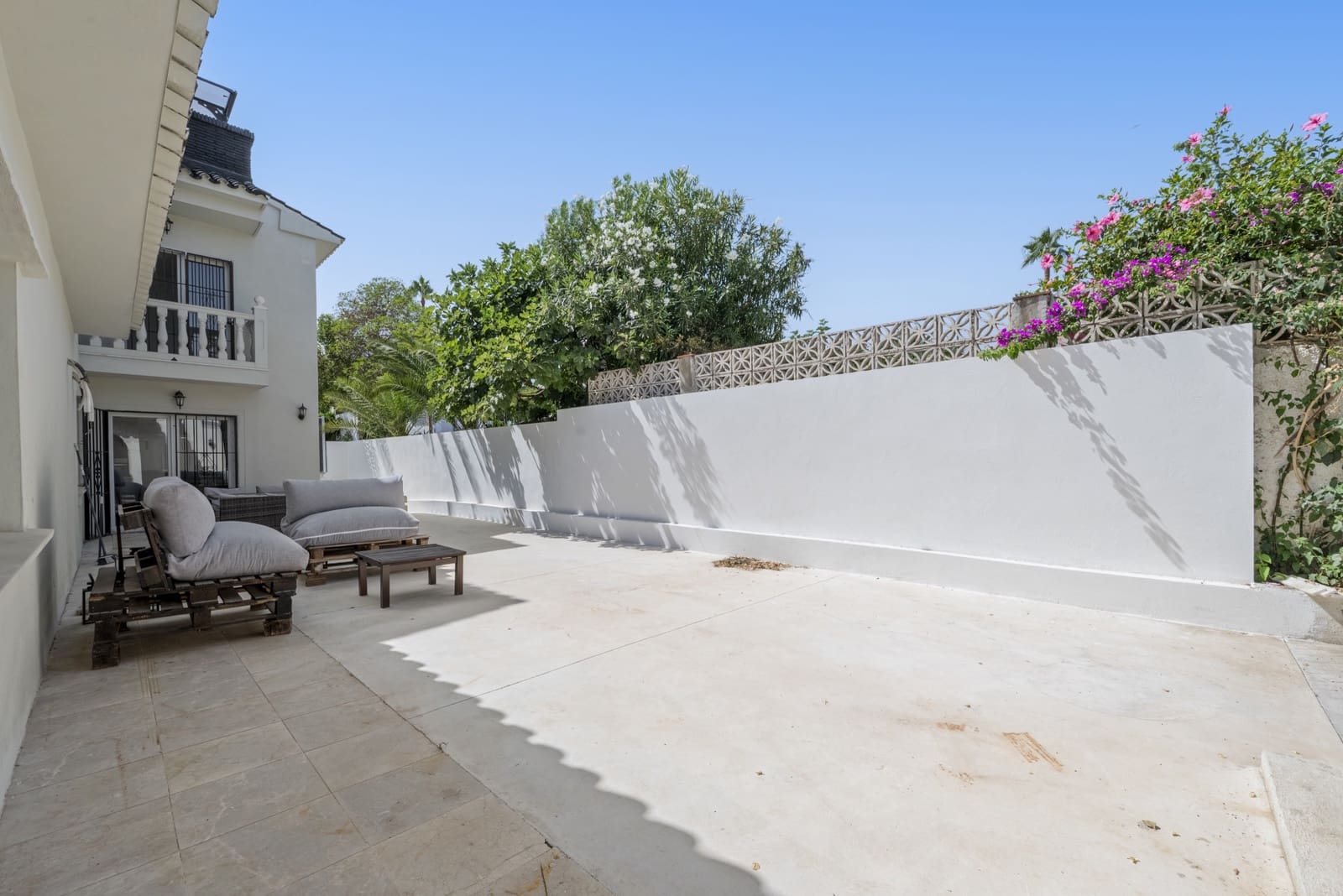 7 sovrum Villa till salu i Mijas Costa med pool garage - 1 650 000 € (Ref: 10021847)