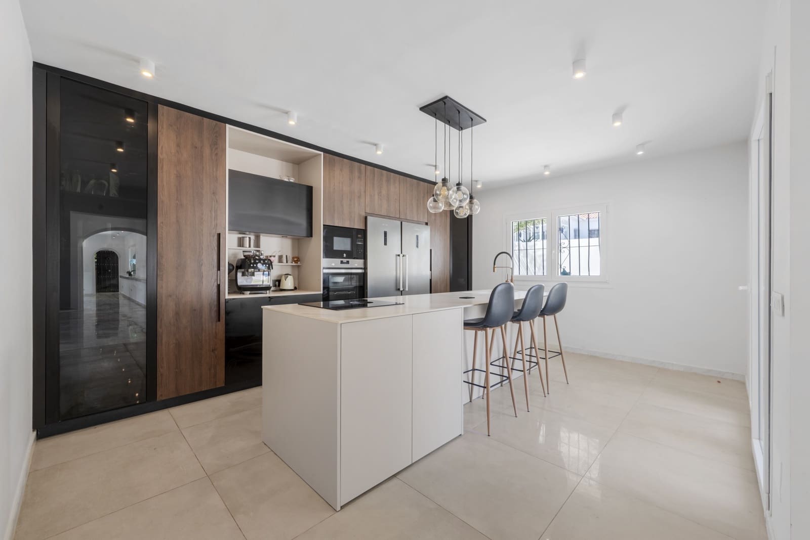 7 sovrum Villa till salu i Mijas Costa med pool garage - 1 650 000 € (Ref: 10021847)