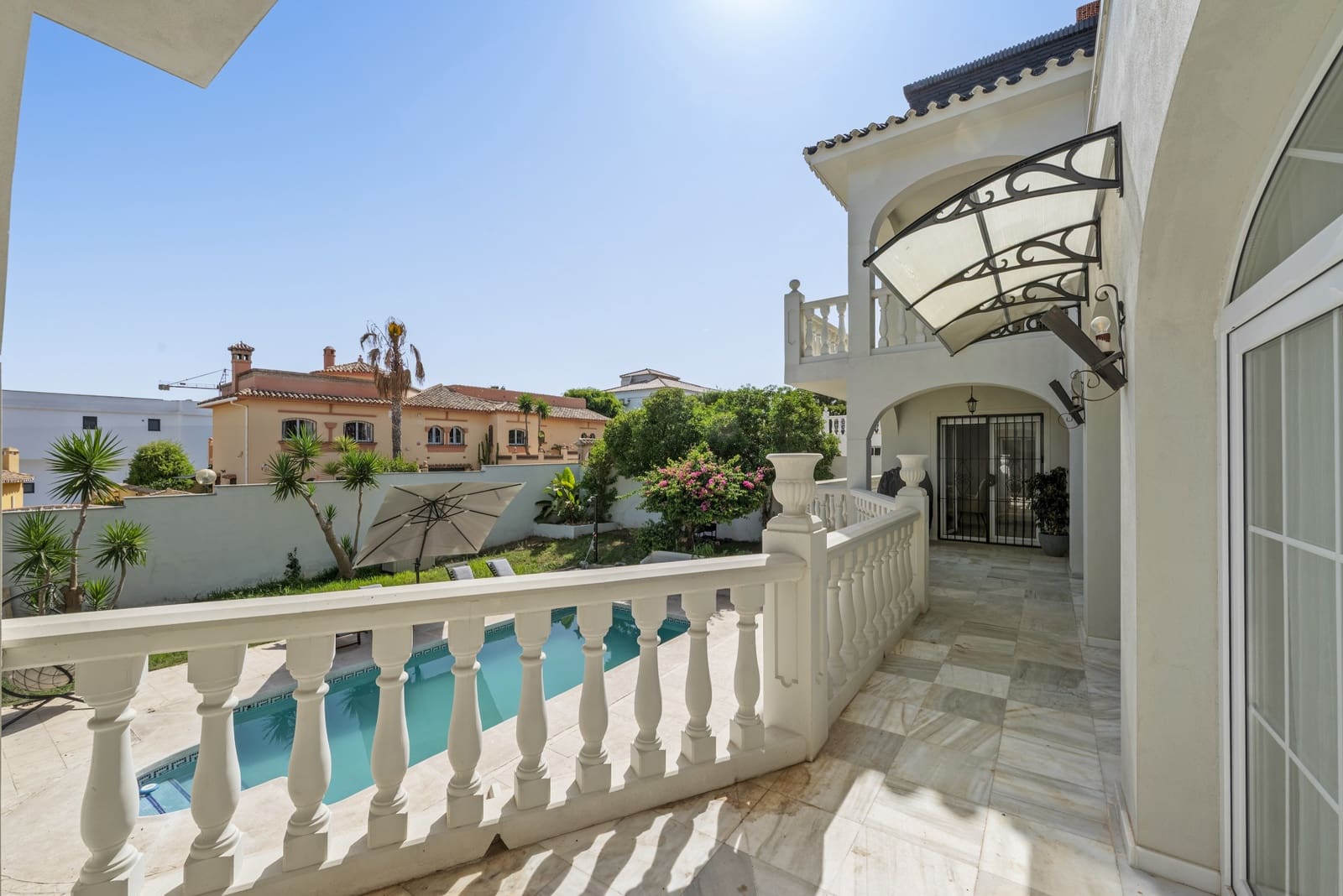 7 sovrum Villa till salu i Mijas Costa med pool garage - 1 650 000 € (Ref: 10021847)