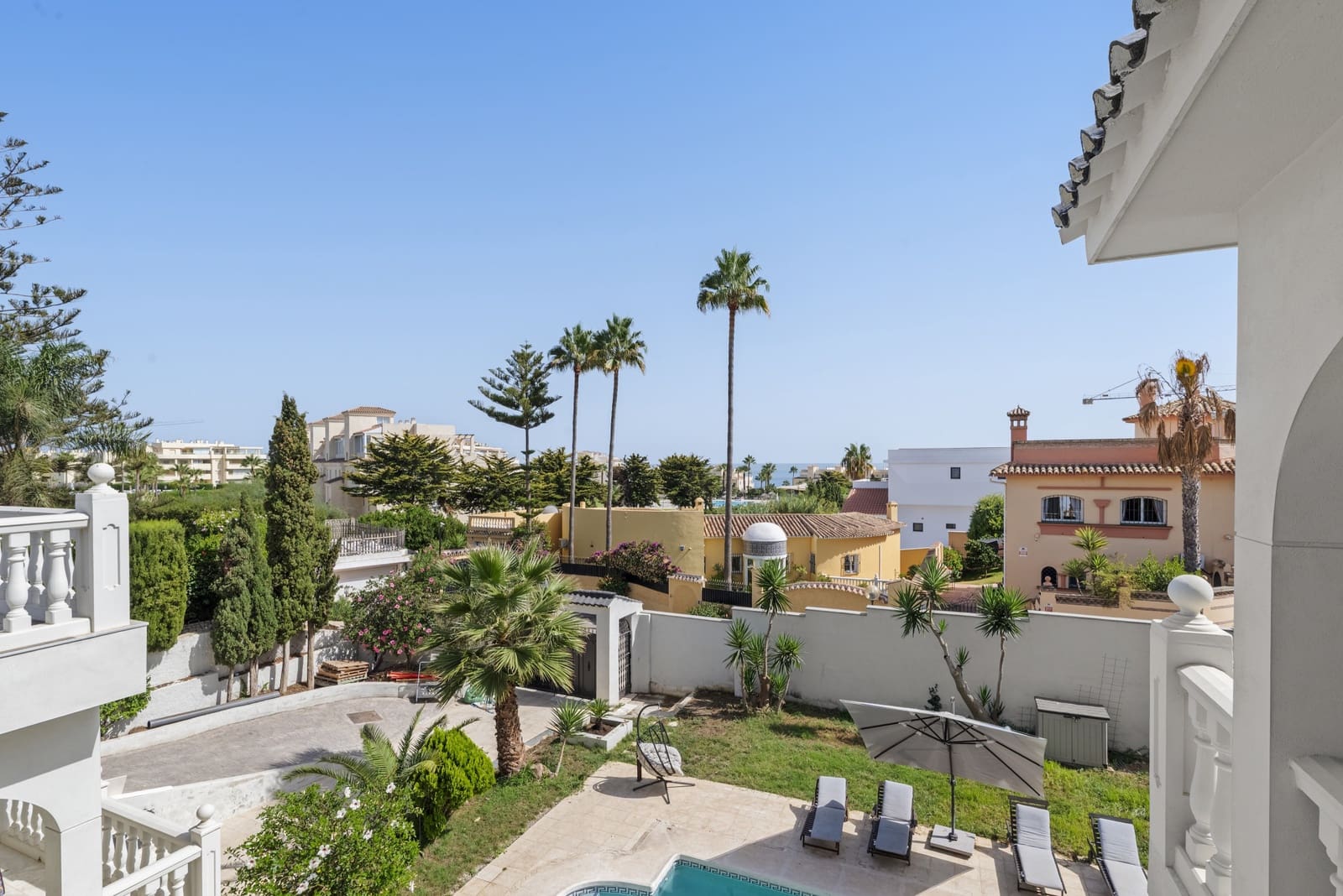 7 sovrum Villa till salu i Mijas Costa med pool garage - 1 650 000 € (Ref: 10021847)