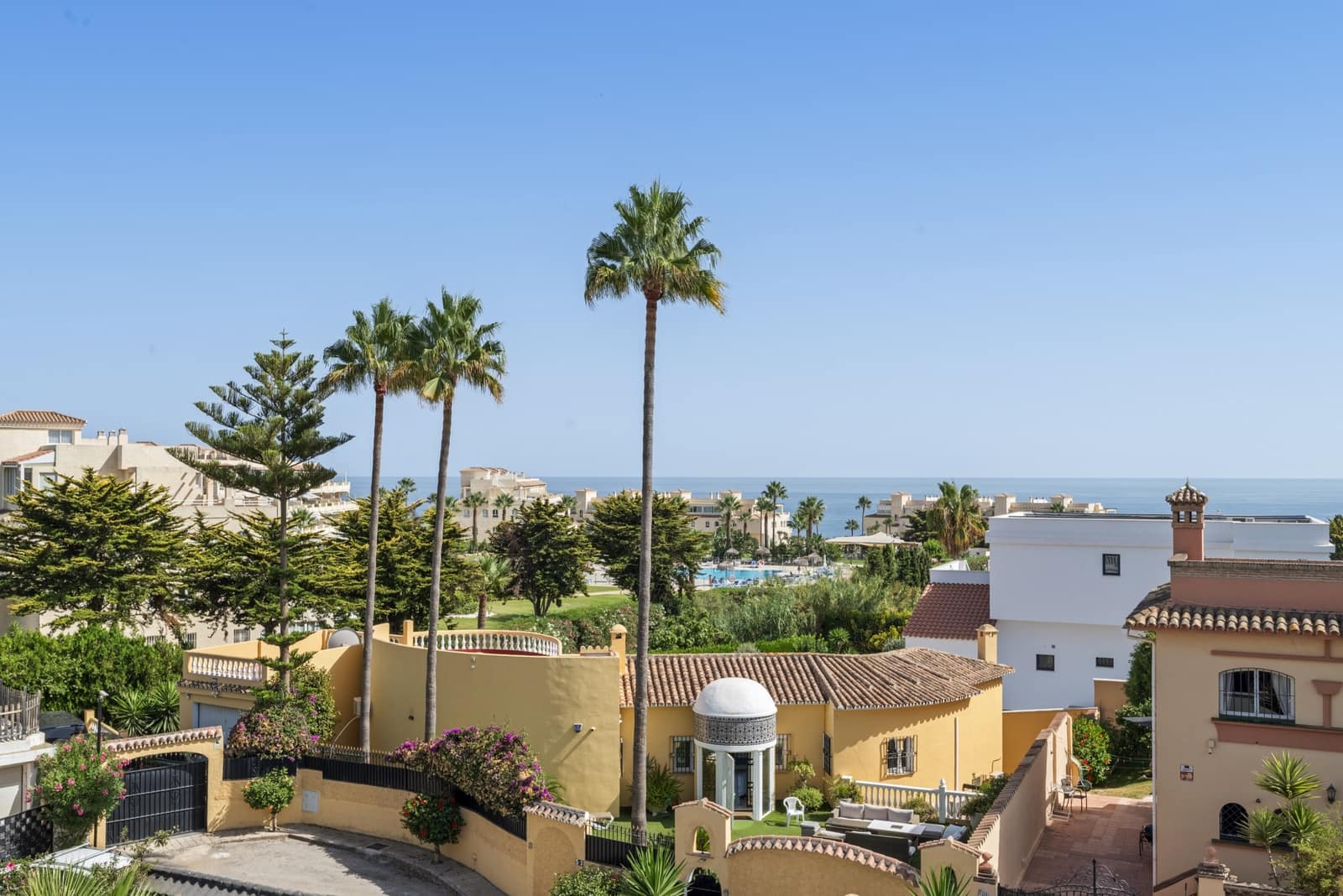 7 sovrum Villa till salu i Mijas Costa med pool garage - 1 650 000 € (Ref: 10021847)
