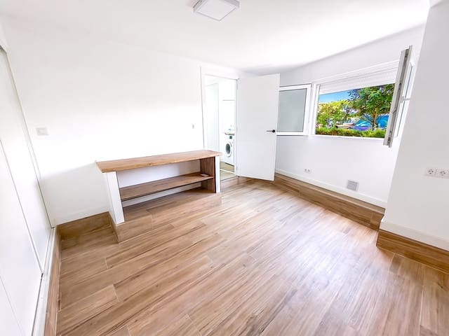 3 makuuhuone Huoneisto myytävänä paikassa Torremolinos mukana uima-altaan - 375 000 € (Ref: 10026635)