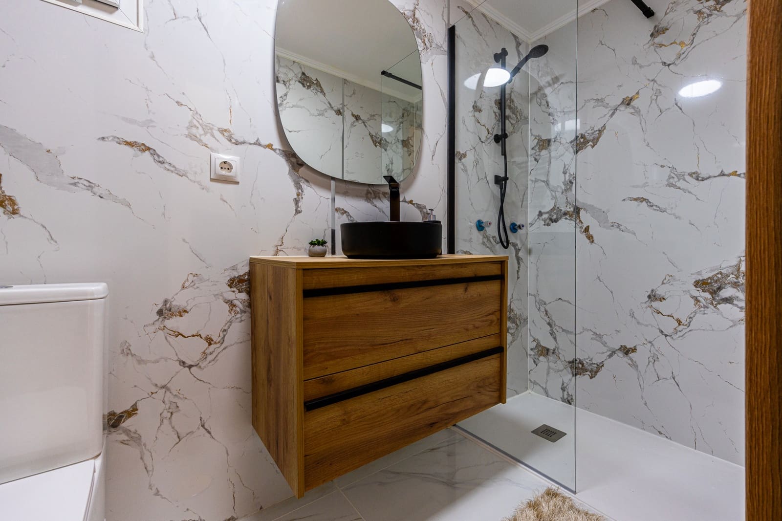 4 quarto Moradia Geminada para venda em Calahonda com piscina - 630 000 € (Ref: 10031362)