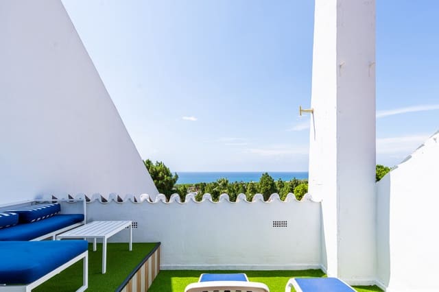 4 camera da letto Villetta Bifamiliare in vendita in Calahonda, Mijas con piscina - 630.000 € (Rif: 10031362)