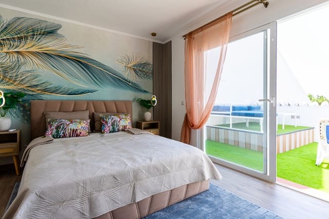 4 camera da letto Villetta Bifamiliare in vendita in Calahonda, Mijas con piscina - 630.000 € (Rif: 10031362)