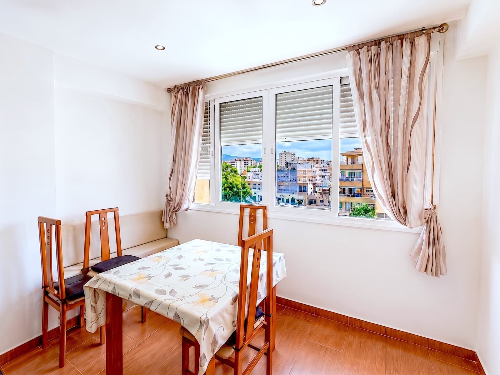 3 bedroom Apartment for sale in Torremolinos with garage - € 315,000 (Ref: 10036274)