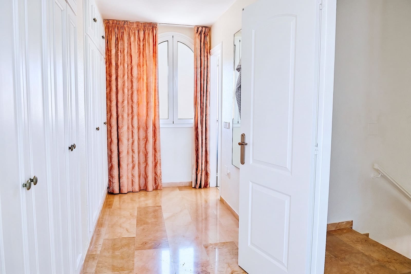 3 makuuhuone Huoneisto myytävänä paikassa Marbella mukana uima-altaan 
autotalli - 765 000 € (Ref: 10036275)