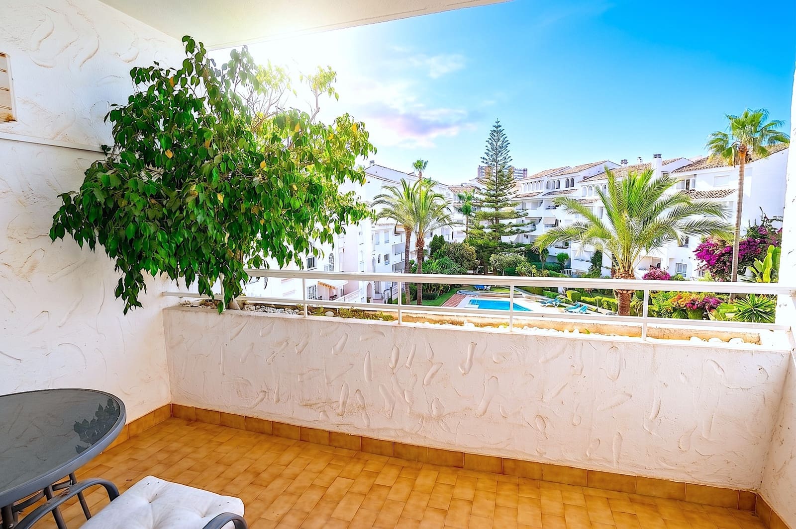 3 makuuhuone Huoneisto myytävänä paikassa Marbella mukana uima-altaan 
autotalli - 765 000 € (Ref: 10036275)