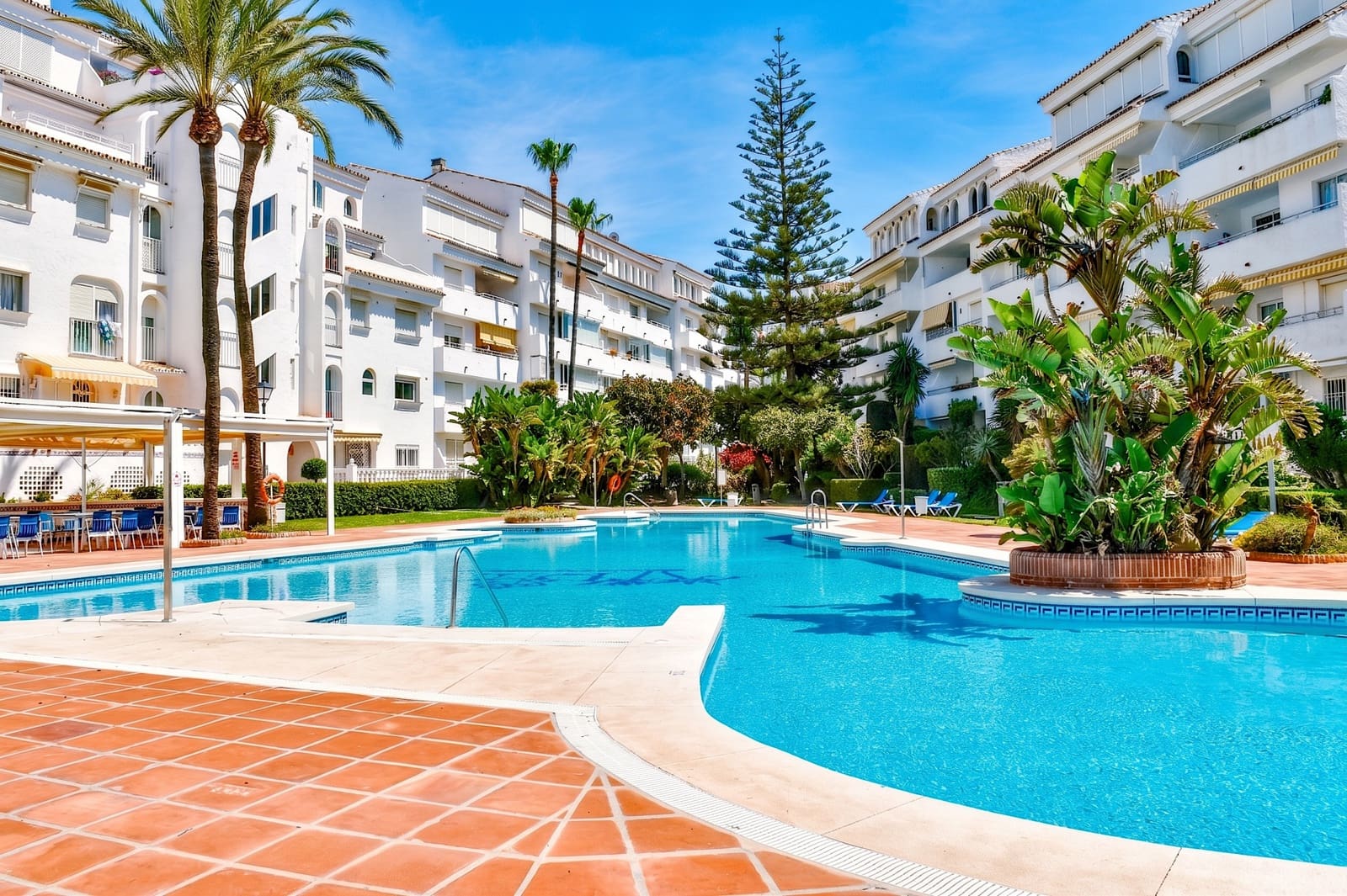 3 makuuhuone Huoneisto myytävänä paikassa Marbella mukana uima-altaan 
autotalli - 765 000 € (Ref: 10036275)