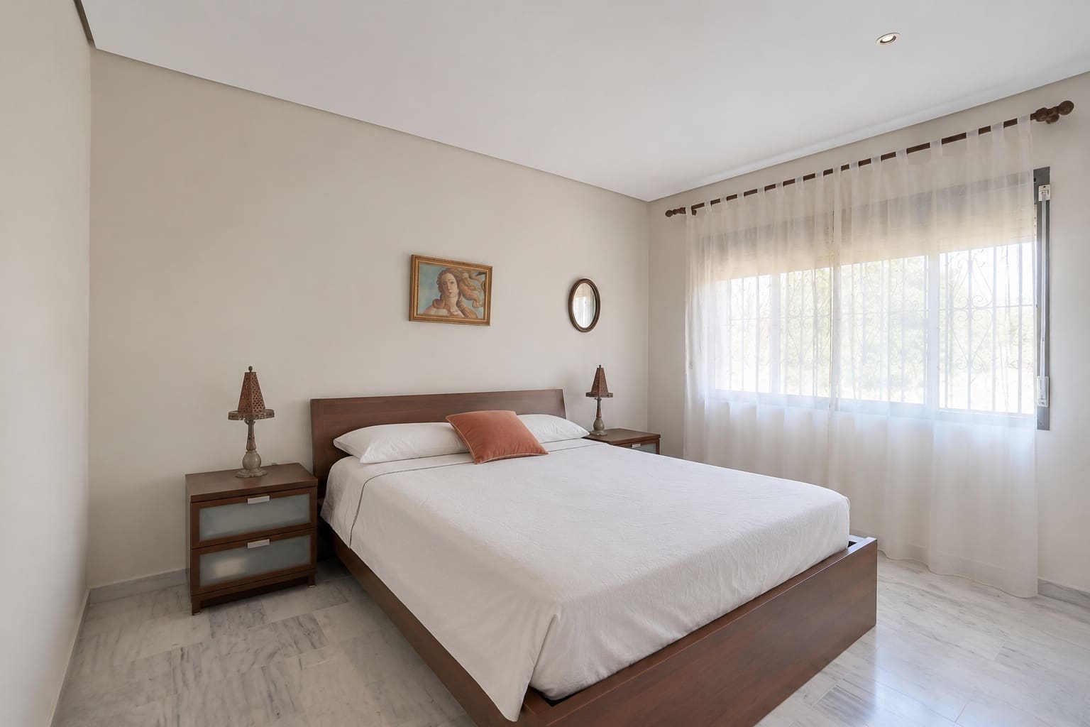 Apartamento de 3 habitaciones en Marbella en venta con piscina garaje - 575.000 € (Ref: 10040228)