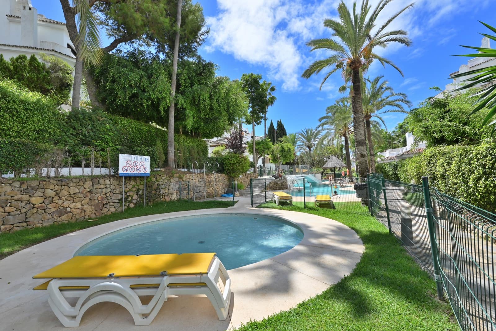 Apartamento de 3 habitaciones en Marbella en venta con piscina garaje - 575.000 € (Ref: 10040228)
