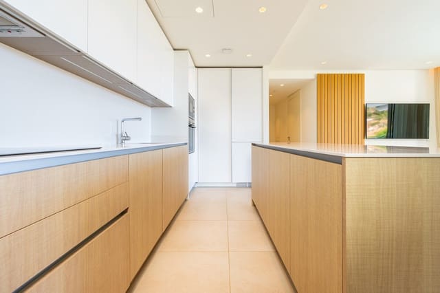 2 sovrum Lägenhet till salu i Ojen med pool garage - 675 000 € (Ref: 10042330)