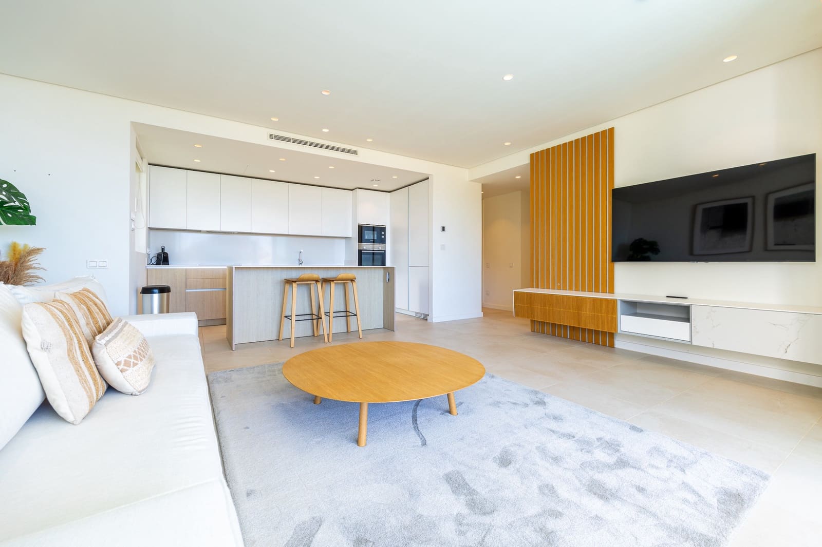 2 sovrum Lägenhet till salu i Ojen med pool garage - 675 000 € (Ref: 10042330)