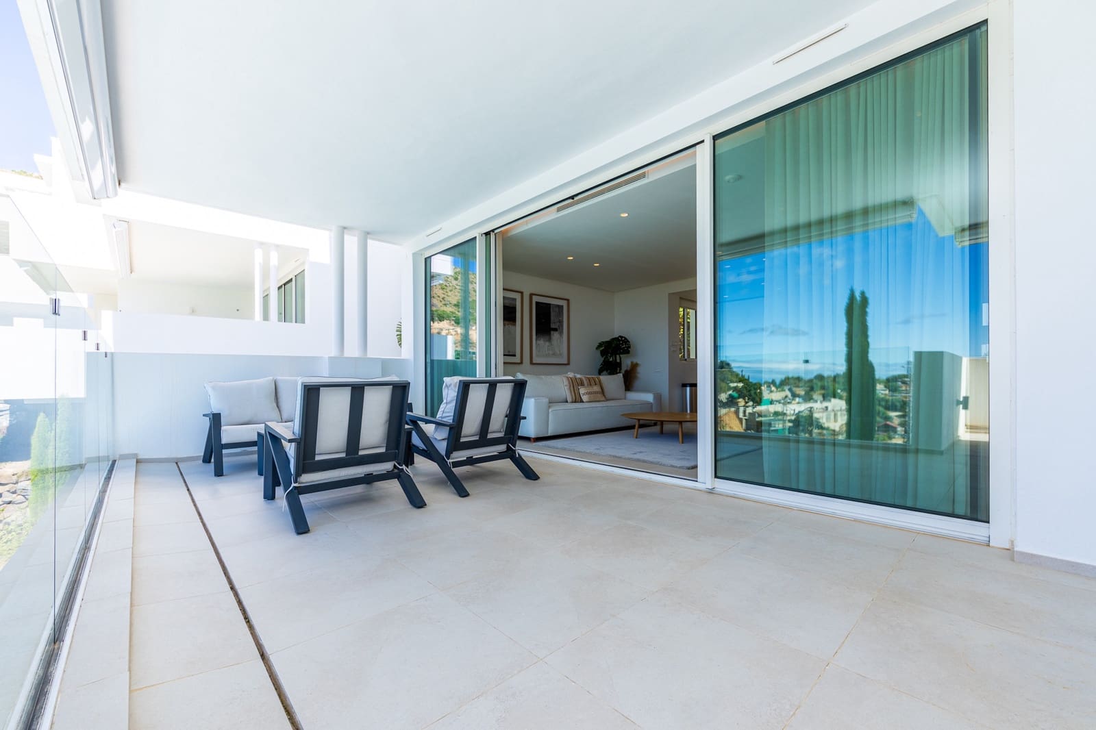 2 sovrum Lägenhet till salu i Ojen med pool garage - 675 000 € (Ref: 10042330)