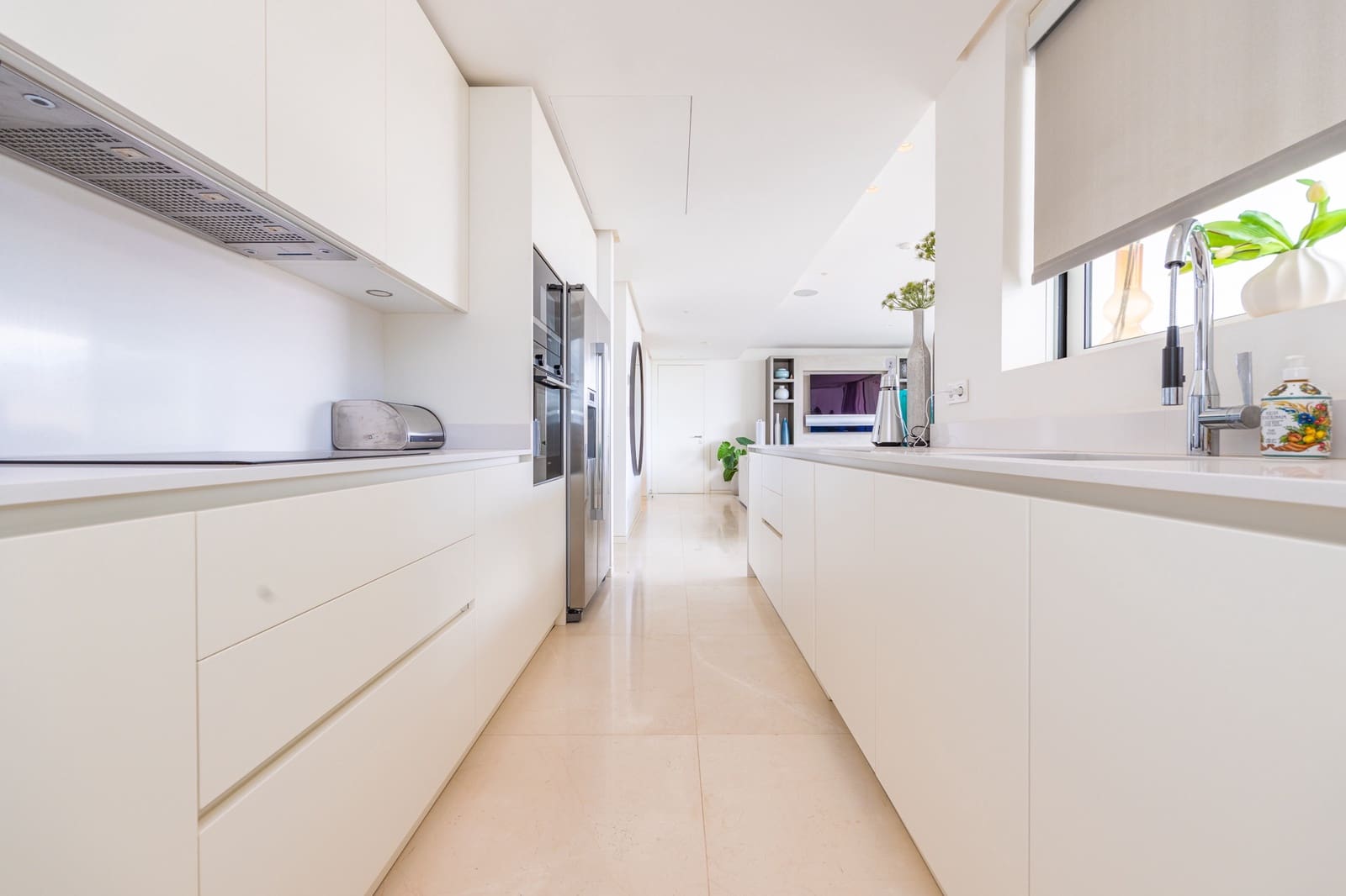 3 sypialnia Apartament na sprzedaż w Ojen z basenem garażem - 1 350 000 € (Ref: 10042331)