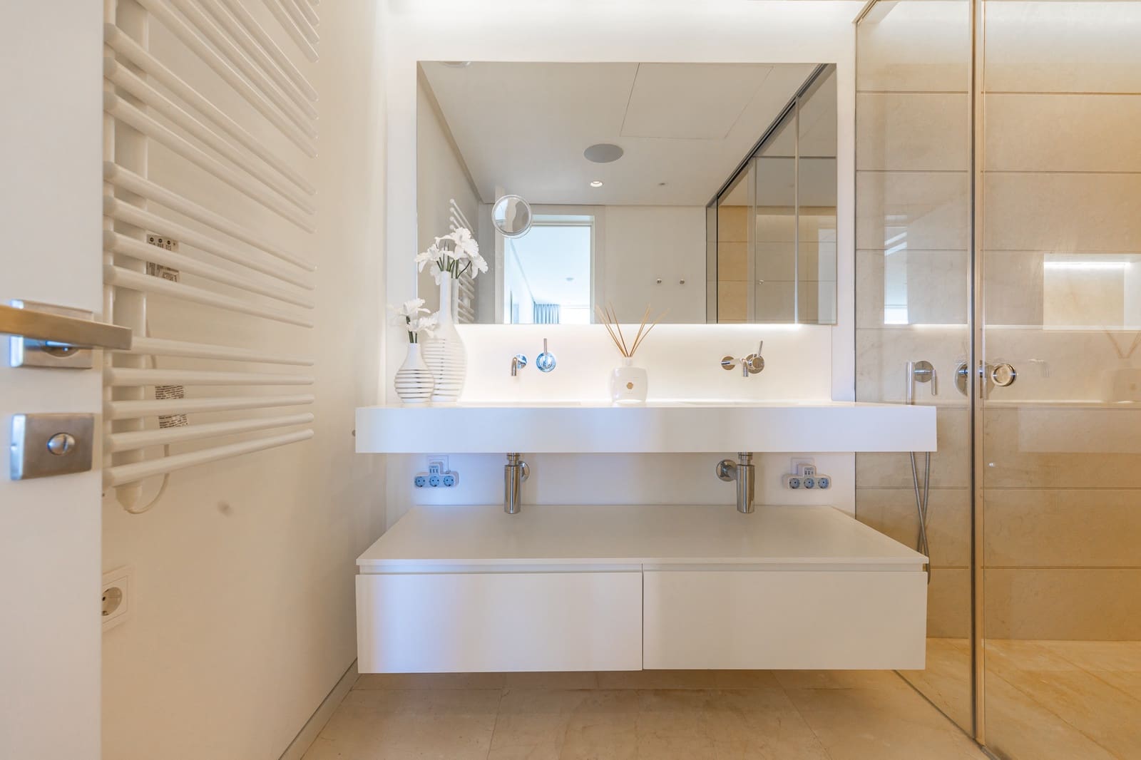 3 sypialnia Apartament na sprzedaż w Ojen z basenem garażem - 1 350 000 € (Ref: 10042331)