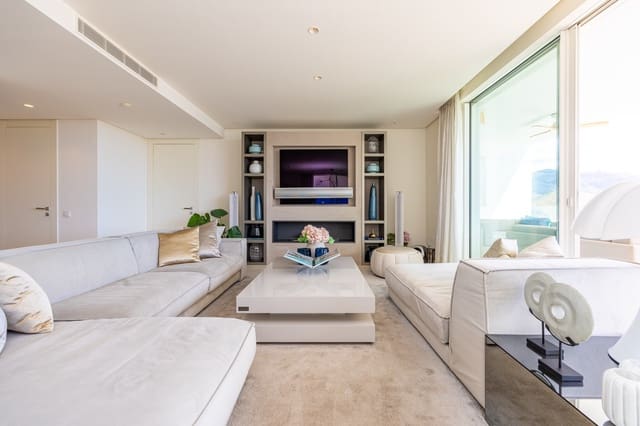 3 sypialnia Apartament na sprzedaż w Ojen z basenem garażem - 1 350 000 € (Ref: 10042331)