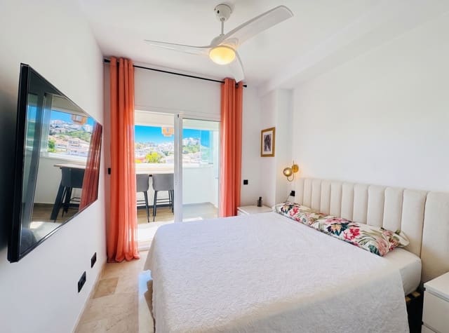 2 sovrum Lägenhet till salu i Torrequebrada, Benalmádena med pool garage - 399 000 € (Ref: 10070290)