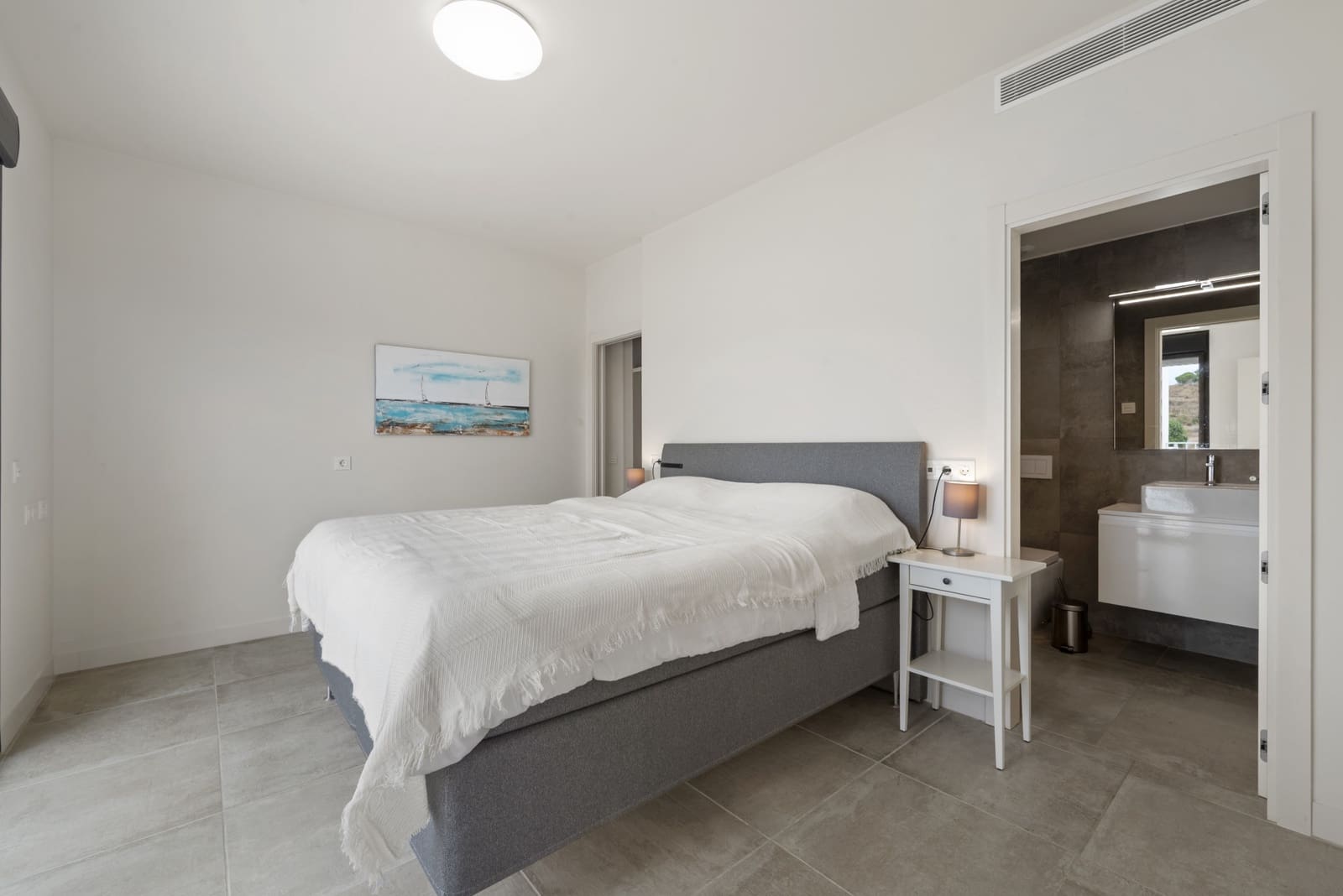 3 soverom Penthouse til salgs i La Cala de Mijas med svømmebasseng garasje - € 1 200 000 (Ref: 10071849)