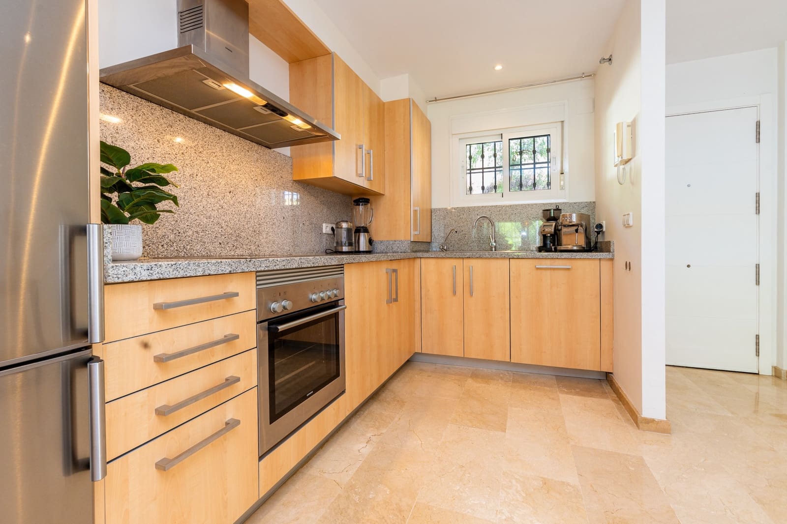 3 sypialnia Apartament na sprzedaż w La Cala de Mijas z basenem garażem - 845 000 € (Ref: 10074773)