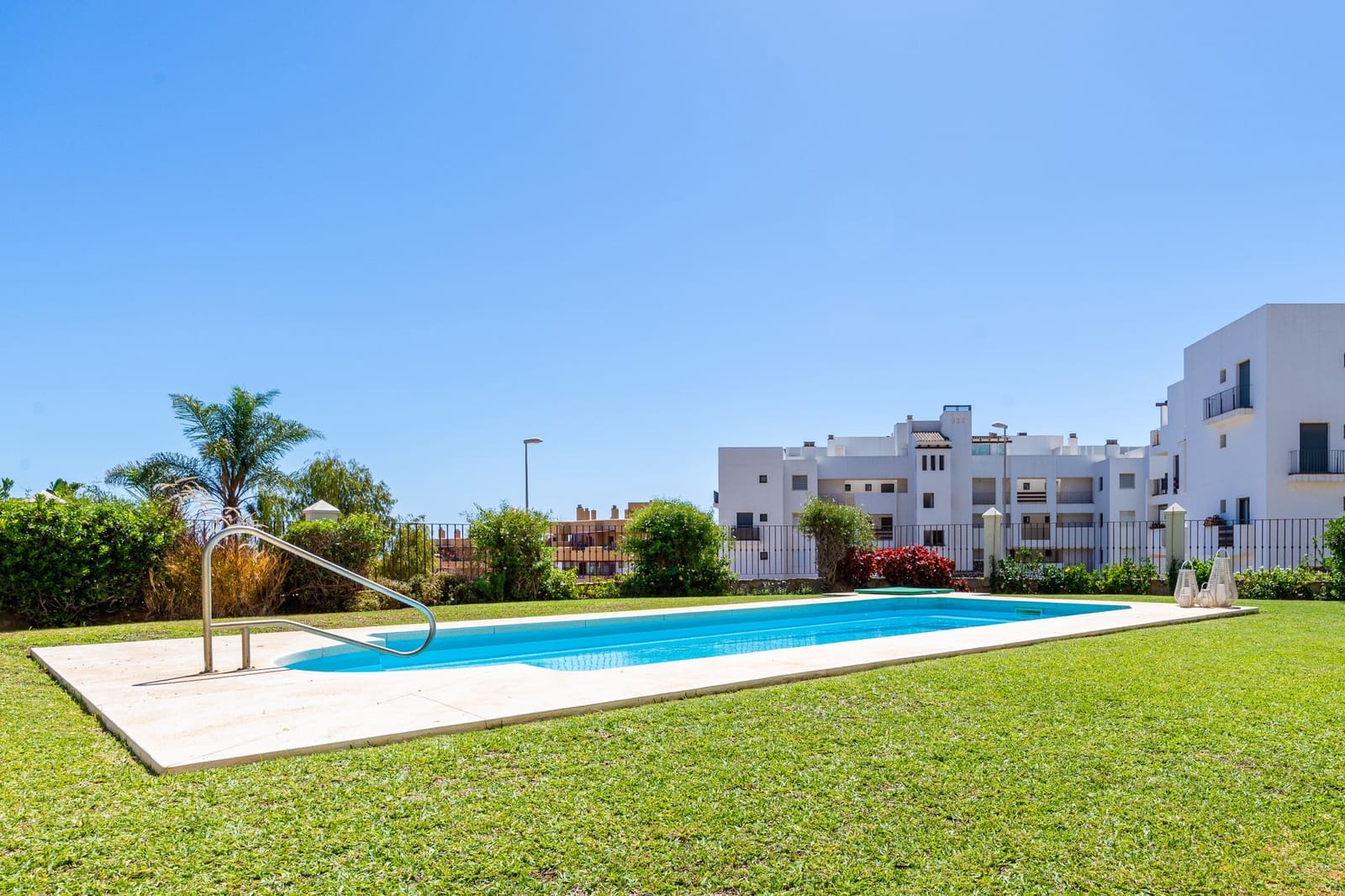 3 sypialnia Apartament na sprzedaż w La Cala de Mijas z basenem garażem - 845 000 € (Ref: 10074773)