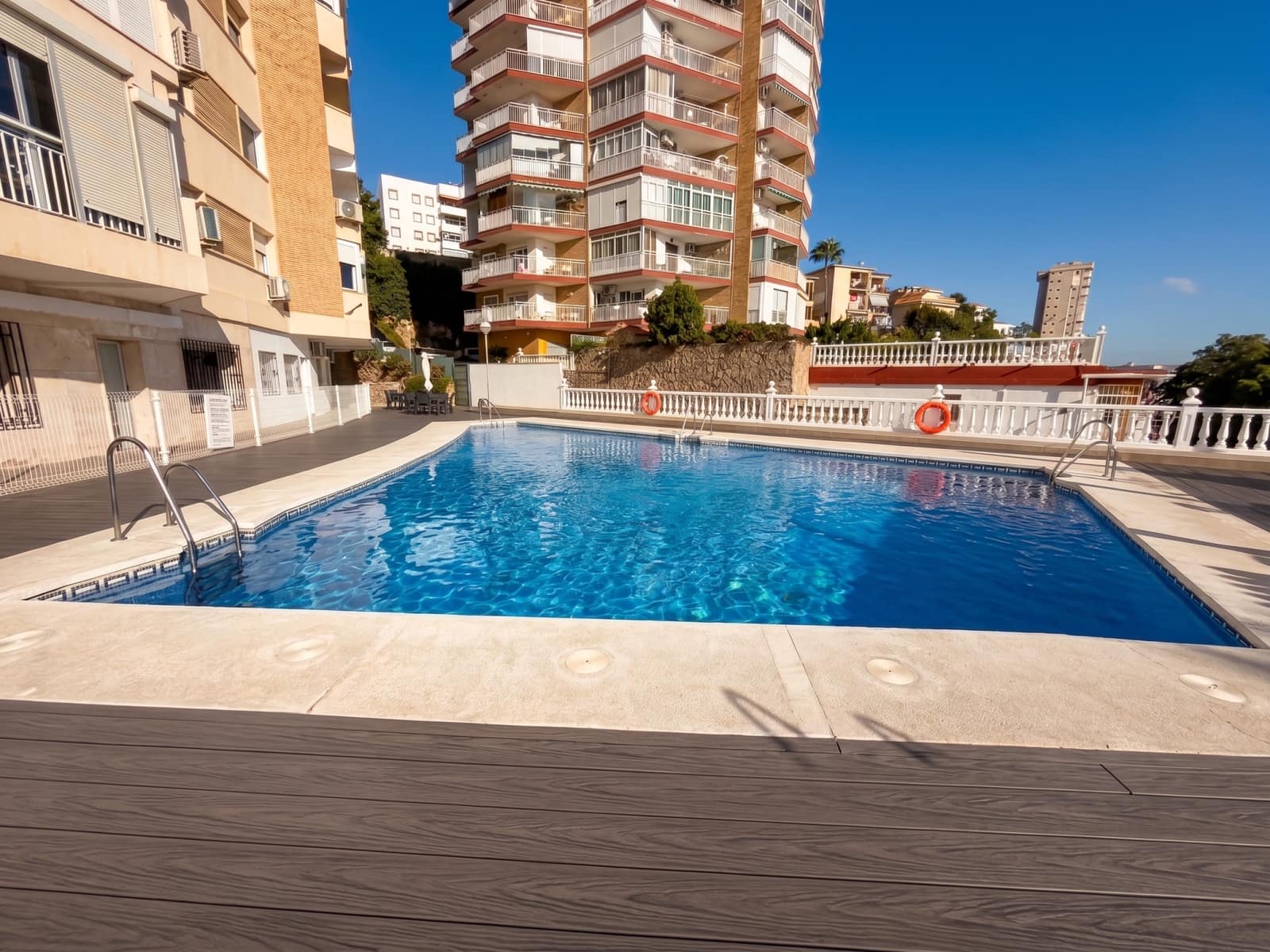 2 bedroom Apartment for sale in Torremolinos with pool - € 373,000 (Ref: 10080253)