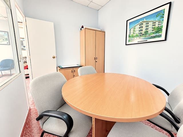 Kontor til salgs i Benalmádena - € 159 000 (Ref: 10094060)