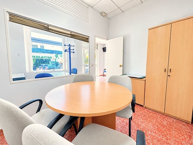 Kontor til salgs i Benalmádena - € 159 000 (Ref: 10094060)
