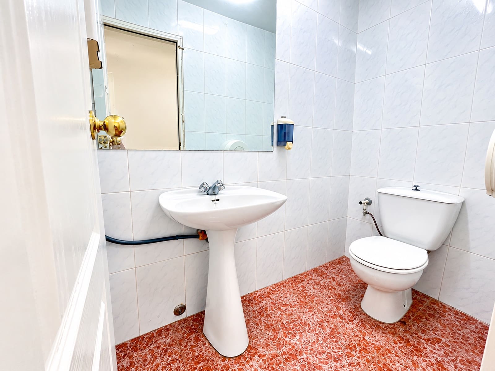 Kontor til salgs i Benalmadena - € 159 000 (Ref: 10094060)