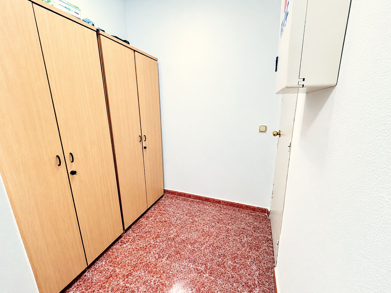 Kontor til salgs i Benalmadena - € 159 000 (Ref: 10094060)